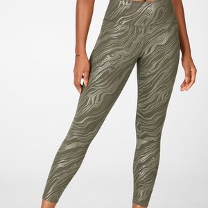 FABLETICS WOMAN DEFINE HIGH WAISTED RANGER GREEN LEGGING